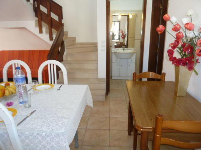 Holiday House Αλμπουφέιρα Εξωτερικό φωτογραφία